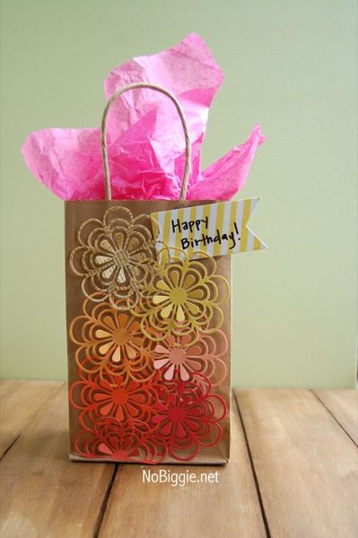 7 Best Paper Bag Images Flower Packaging How To Wrap Flowers