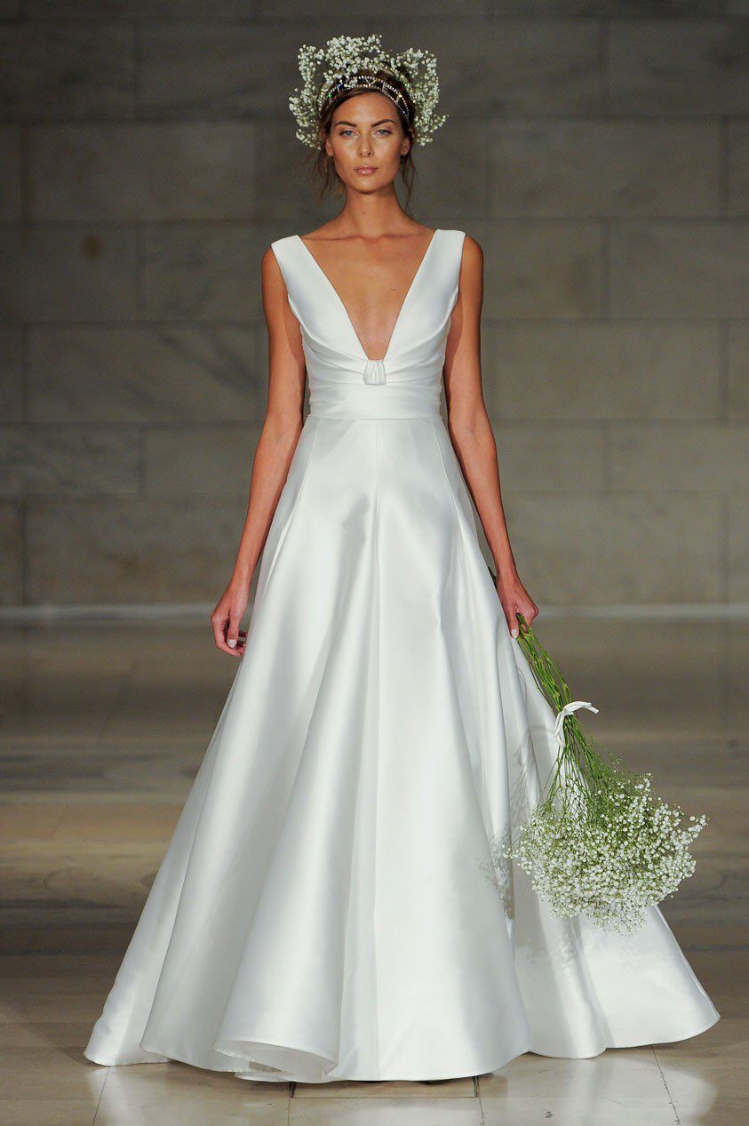 Reem Acra Bridal Fall 2018 Fashion Show Modern Wedding Dresses