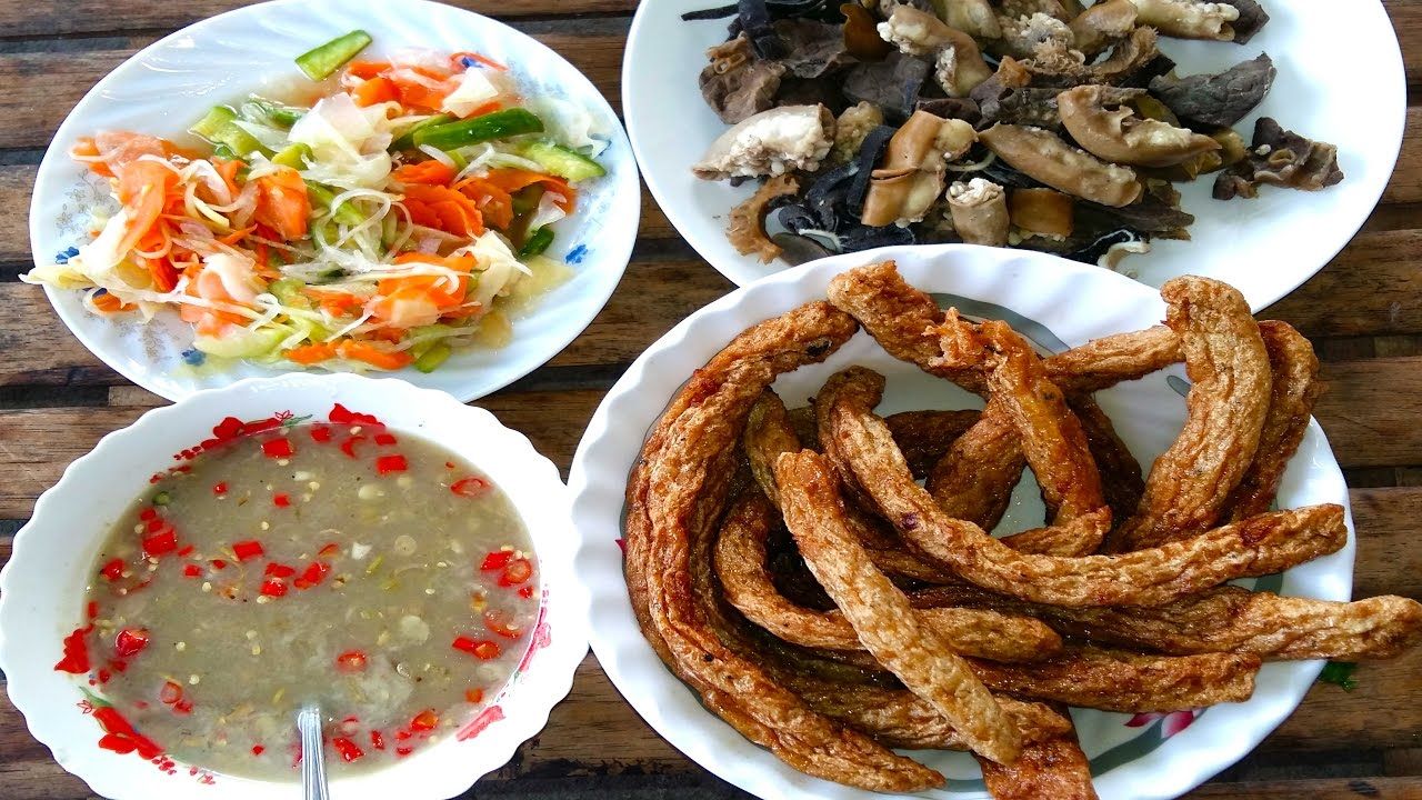 Cambodian Food Eating Fresh Fish Cakes & Leeks In My Cambodian Food Eating Fresh Fish Cakes & Leeks In My