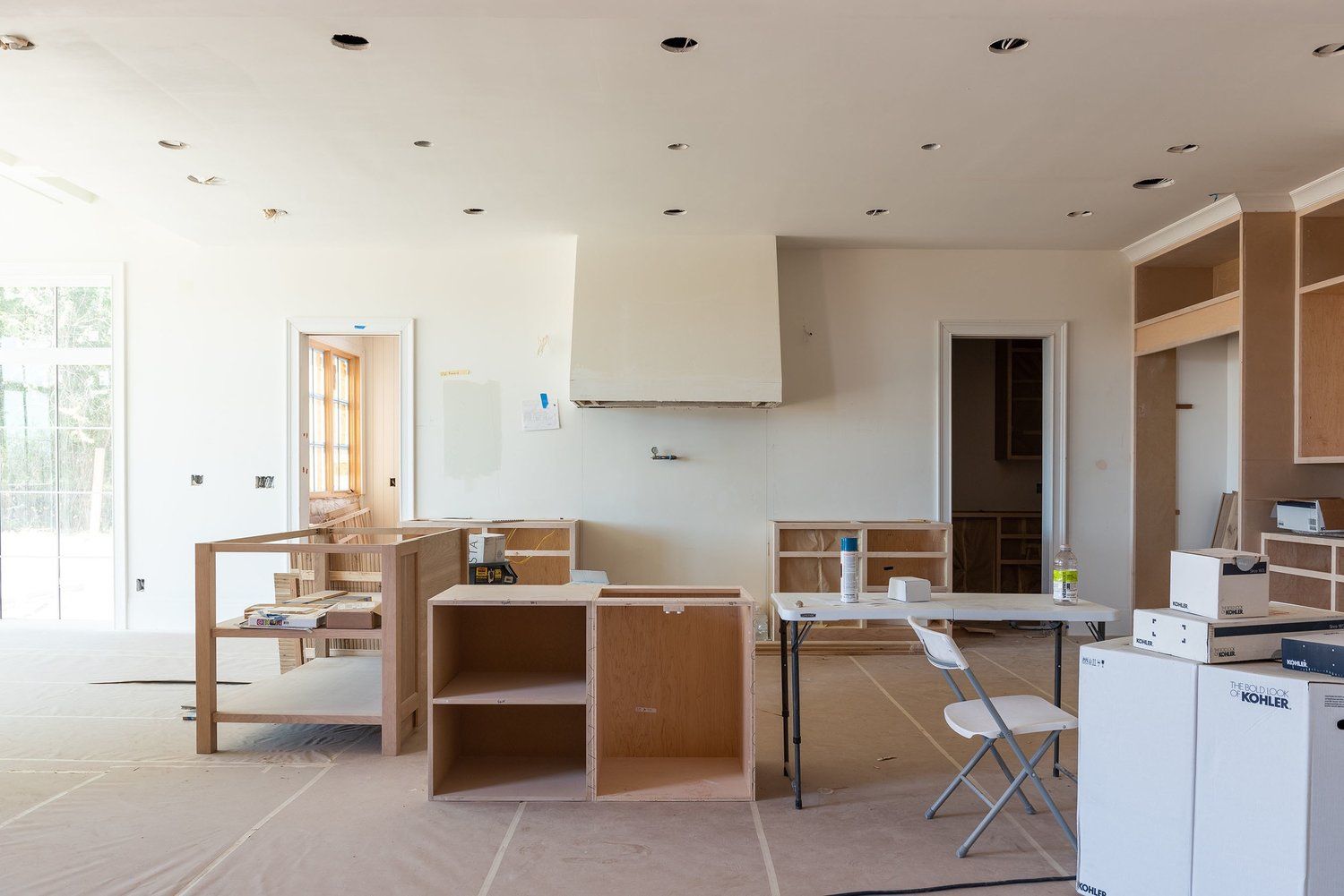 Painted Kitchen in Sherwin Williams' Pure White