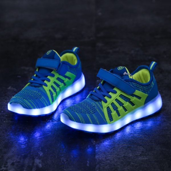 pit4tk Kids Winged Light Up Shoes Led Sneakers Flashing Shoes for Kids Boys Girls