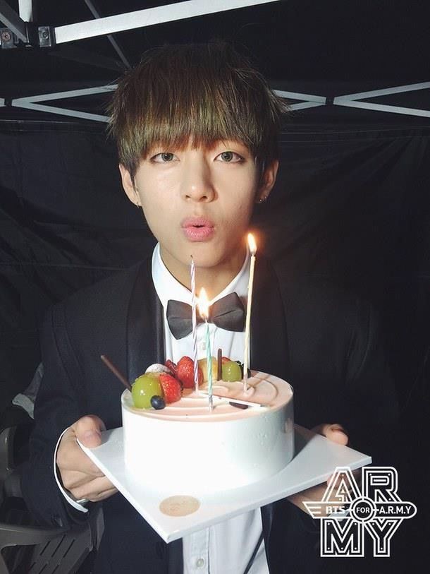 V Bts Tae Tae виит кей поп корейские актеры