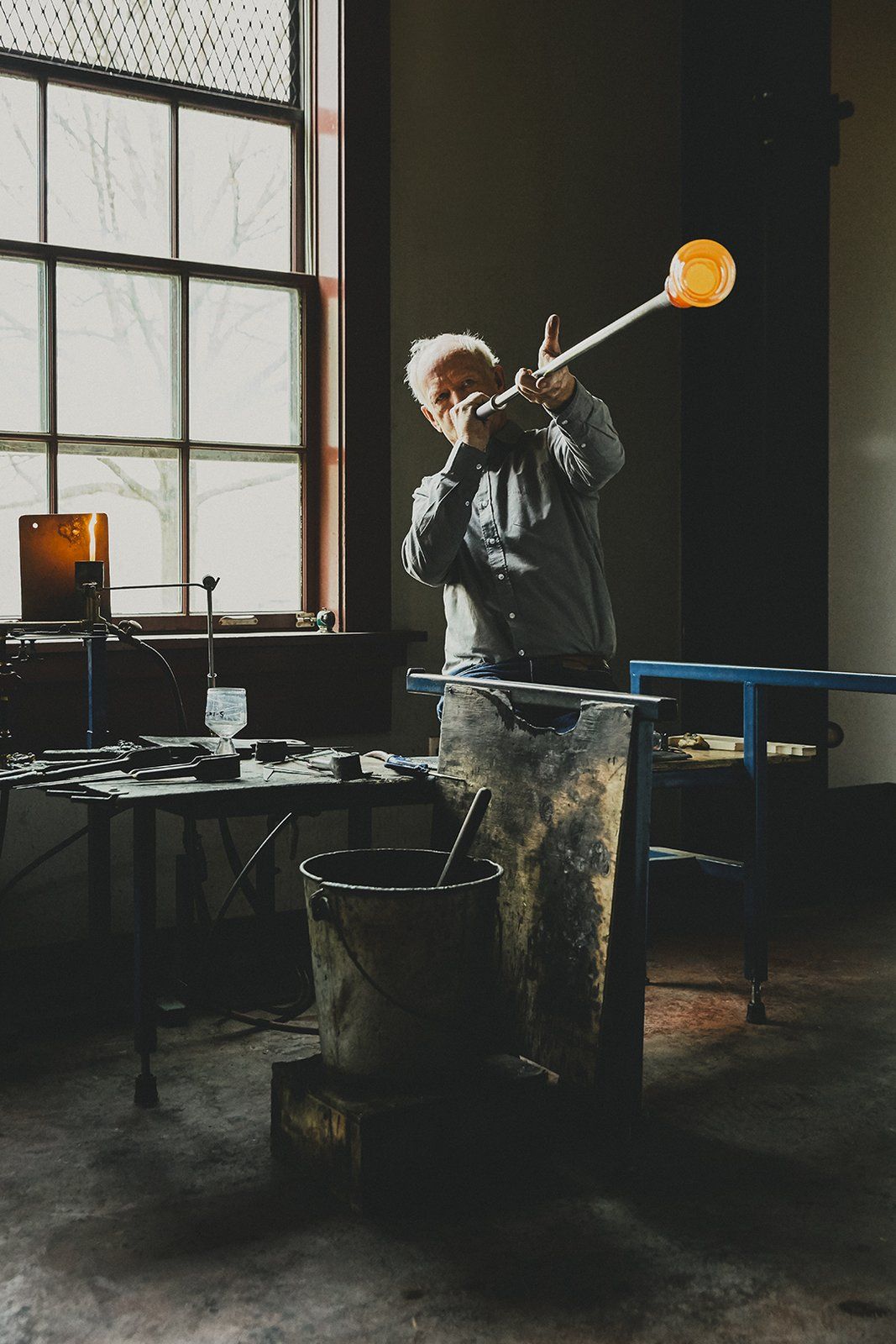 Master Glassmaker Simon Pearce's Sustainable Factory in Vermont