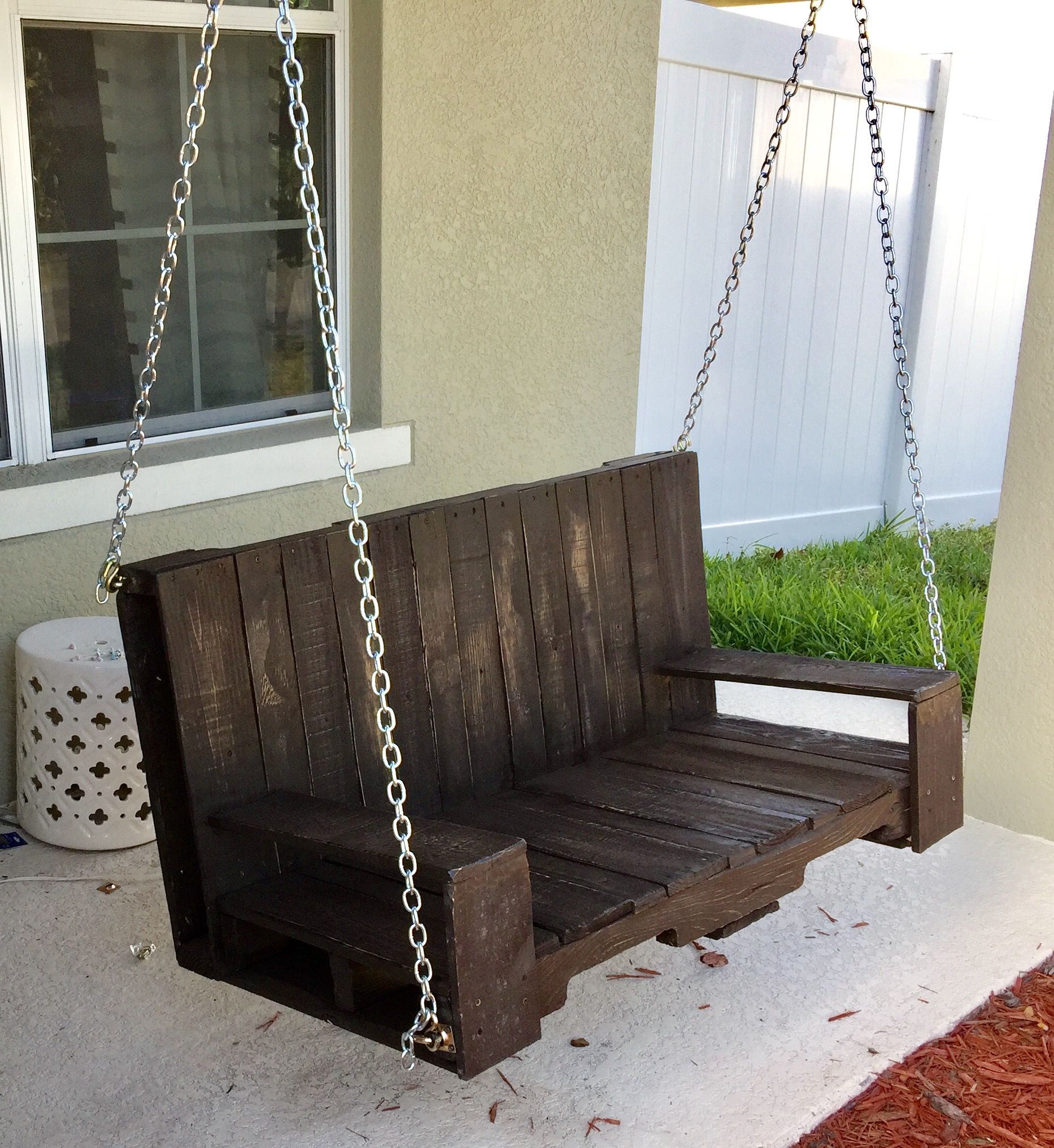 Pallet Swing | Pallet swing, Home decor, Decor Pallet Patio Swing