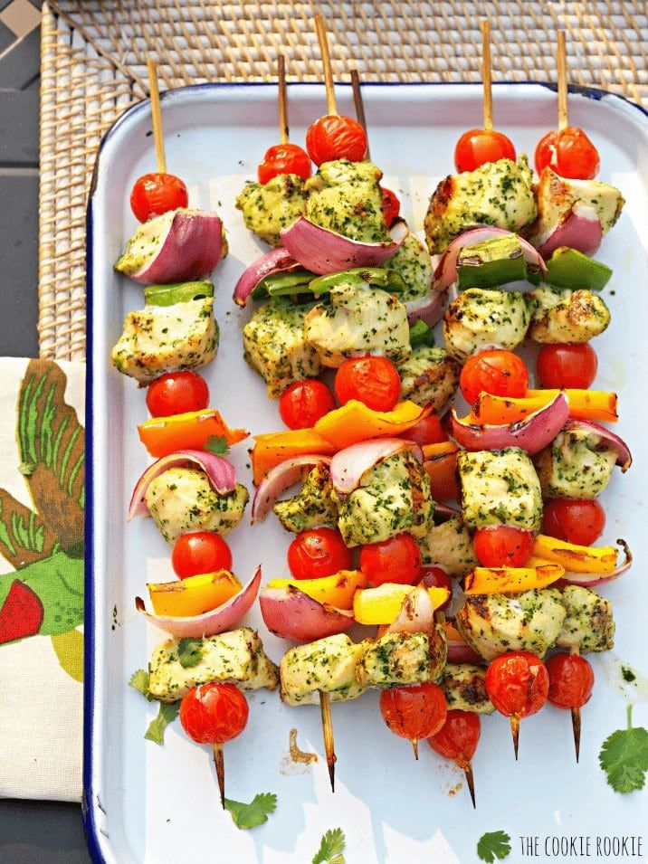 Chicken Fajita Kebabs with Cilantro Pesto - The Cookie Rookie