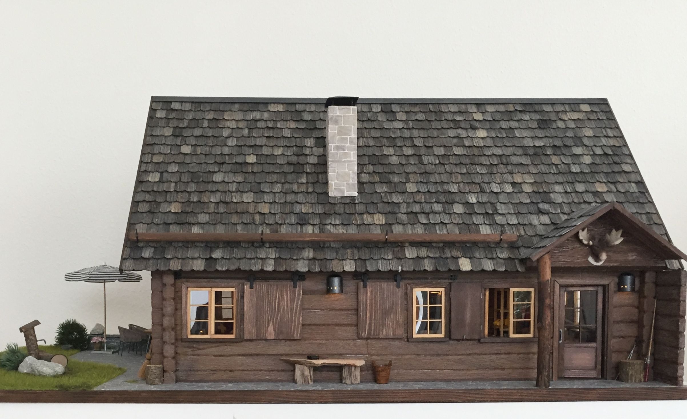 Completed Miniature Log Cabin Doll Houses Bird Houses Little completed-miniature-log-cabin-doll-houses-bird-houses-little