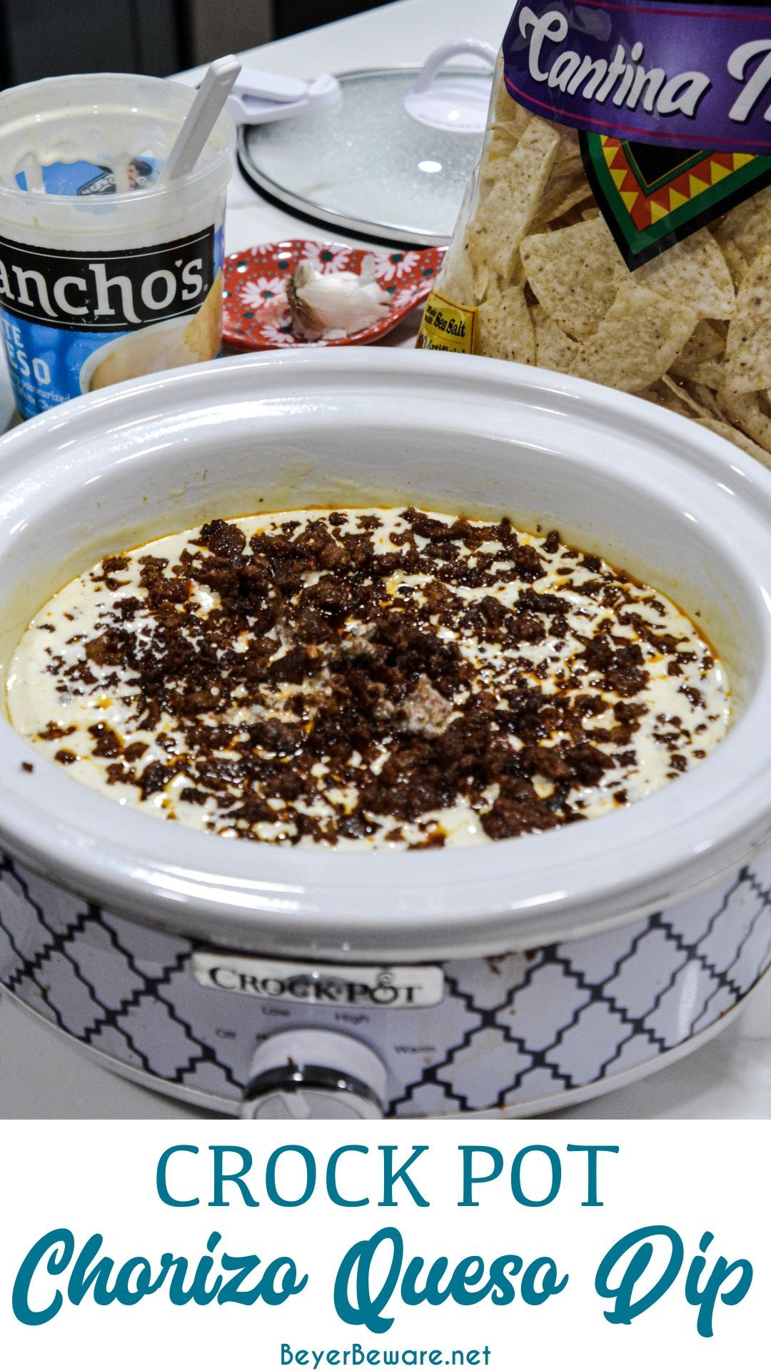 Chorizo queso dip is the simple combination of white queso dip with spicy chorizo to form the best meaty chips and crock pot queso recipe. #Cheesedip #Queso #CrockPot Chorizo Queso Dip Recipe, Crock Pot Queso, White Queso Dip, Cheese Dip, Great Recipes, Crockpot, Dips, Spicy, Simple