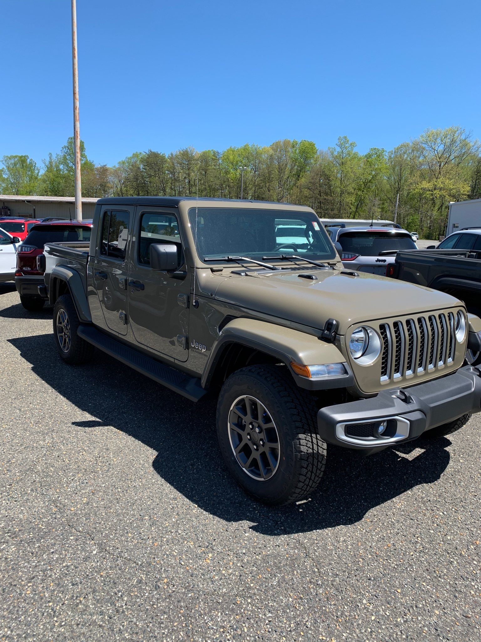 Pin by Mr Usrey Info on Gladiator in 2023 | Jeep gladiator, Jeep gear, Jeep