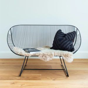 Wire Outdoor Chairs, Outdoor Sofa, Hanging Chairs, Indoor Chairs, Cafe Tables, Table And Chairs, Light Chair, Stainless Steel Range, Vintage Style Light