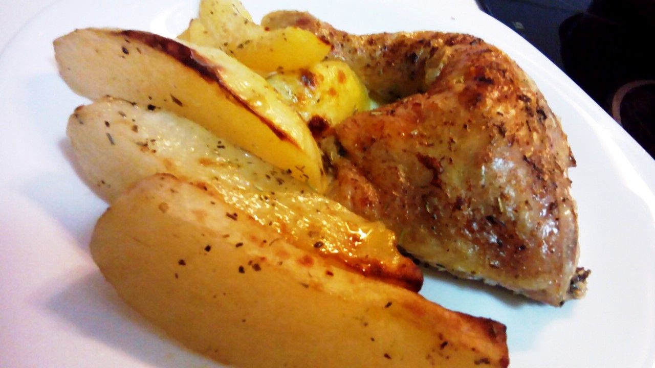 Cuartos de pollo al horno con patatas | Tablero carnívoro en 2018 ... Cuartos de pollo al horno con patatas | Tablero carnívoro en 2018 ...