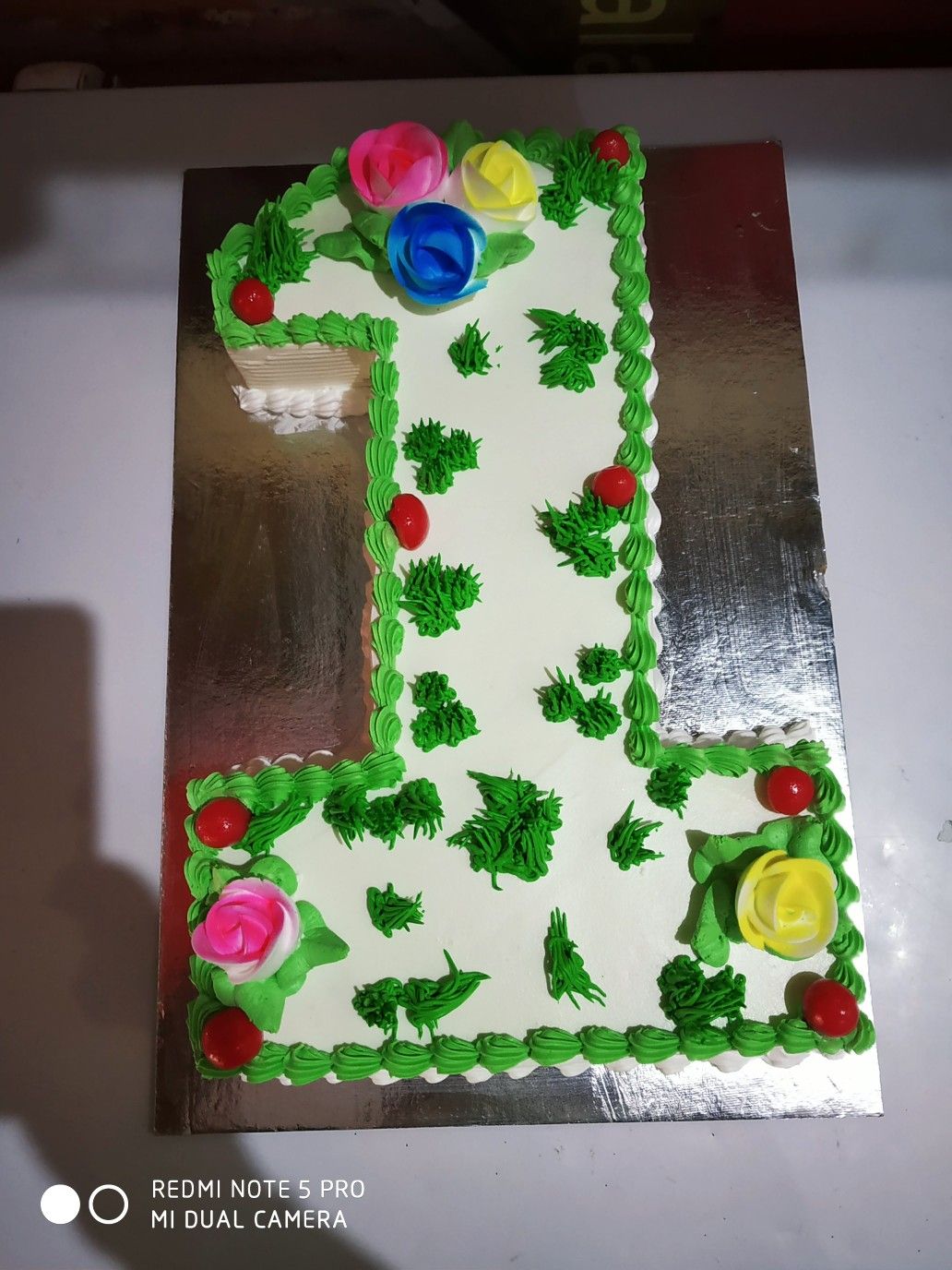 1st birthday cake | Online birthday cake, Cake home ...