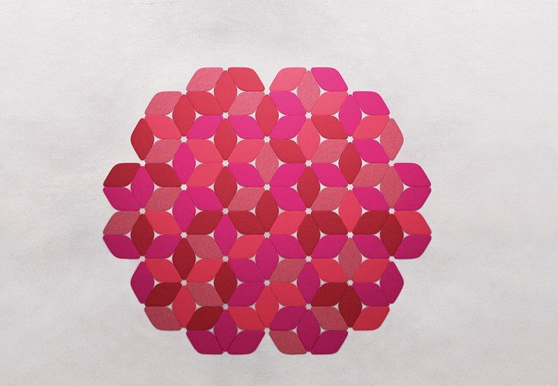 Tappeto Kaleidoscope di Paola Lenti - www.designlover.it ... Tappeto Kaleidoscope di Paola Lenti - www.designlover.it ...