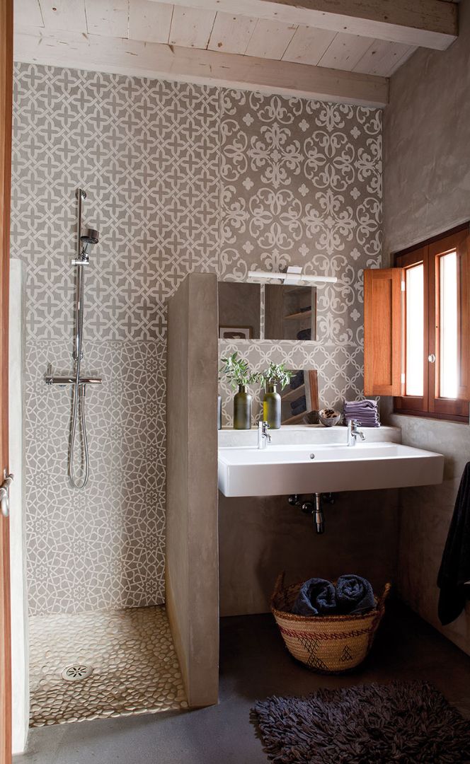 Carta da parati in bagno: 5 motivi per installarla (senza ... Carta da parati in bagno: 5 motivi per installarla (senza ...