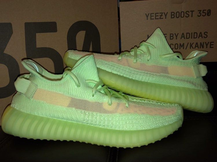 adidas Yeezy Boost 350 V2 Semi Frozen vs Glow in Sasol
