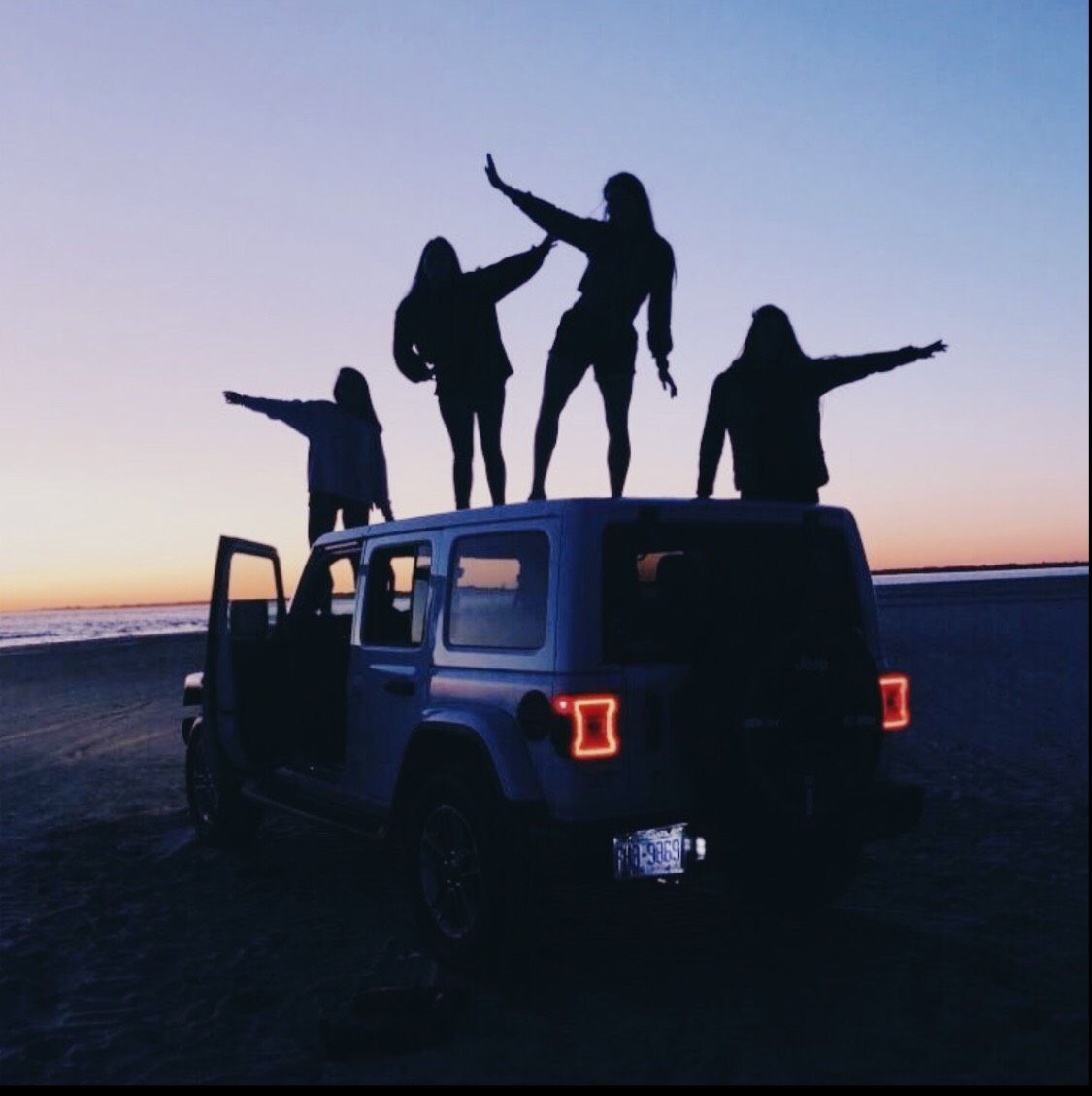 vibin' on a van <3