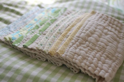 burp cloths with binding (& gratuitous baby photos)