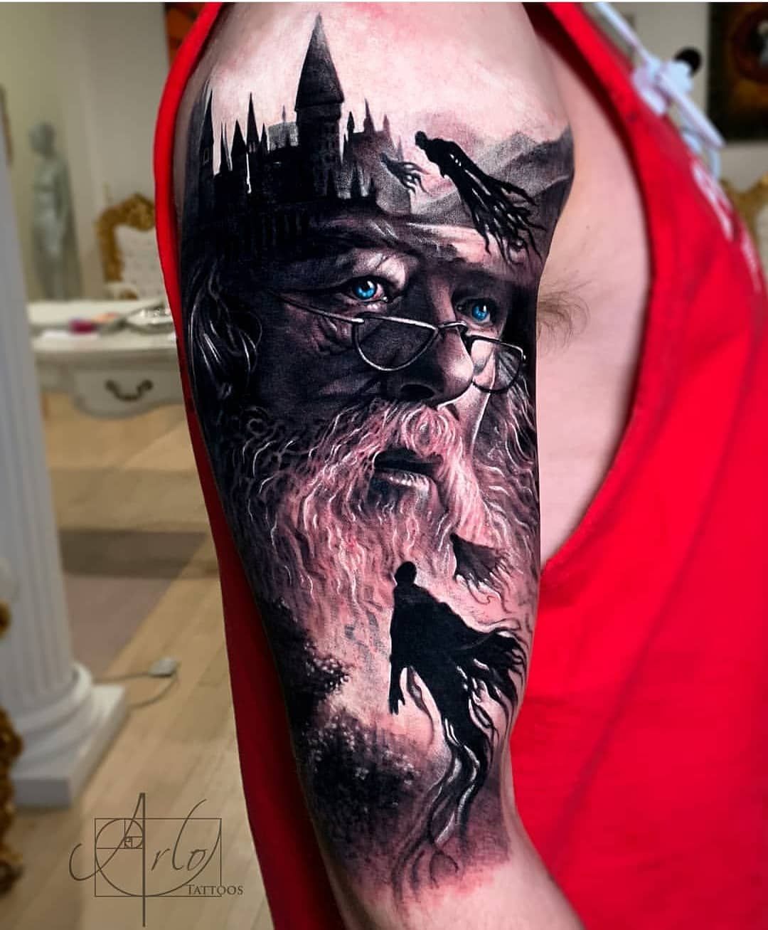 Harry Potter tattoos are all the rage--and let's be honest, they probably always will be. These are our picks from subtle tattoos to full sleeves. Tatto Harry Potter, Harry Potter Tattoo Sleeve, Harry Tattoos, Body Art Tattoos, Wicked Tattoos, Full Sleeve Tattoos, Tattoo Sleeve Designs, Arlo Dicristina, Always Tattoo