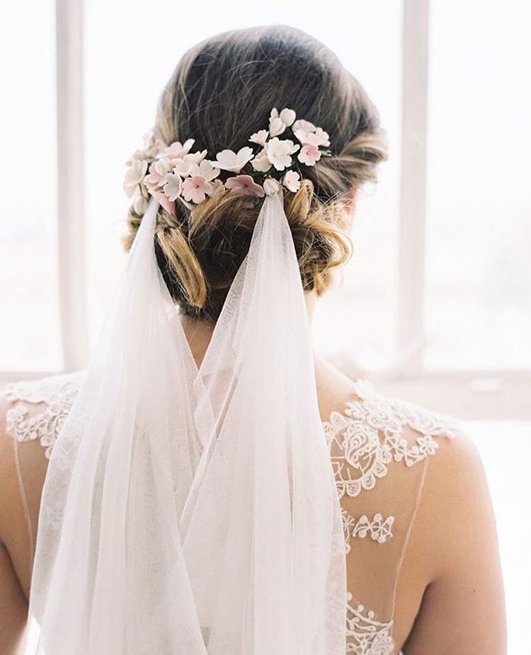 Split Veil With Floral Accessory Instagram Photo By Weddingdream Weddingveil Sac Split Veil With Floral Accessory Instagram Photo By Weddingdream Weddingveil Sac