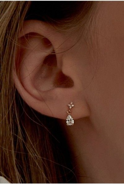 KOODING carries the latest ACADIER earrings. KOODING is the global leading shopping website in providing authentic Korean fashion, beauty and lifestyle items, including clothing, cosmetics, shoes, accessories, and bags in affordable, fast, easy, and safe way. Mini Earrings, Jewelry Earrings, Diamond Earrings, Hoop Earrings, Women Accessories, Jewelry Accessories, Shopping Websites, Beauty Shop, Cute Woman