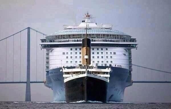 El Titanic Comparado Con Un Gran Crucero Moderno Rms Titanic Titánico Crucero
