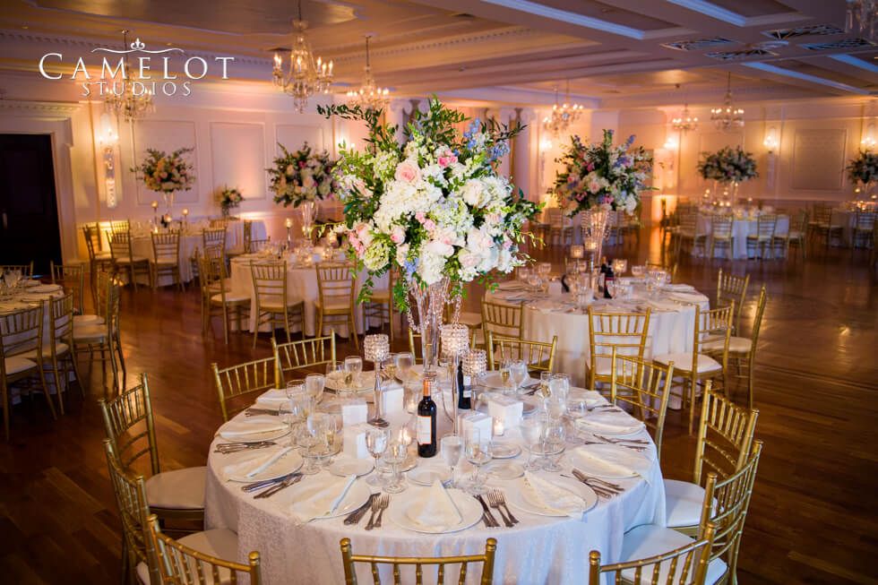 The Carltun Table Arrangement Wedding Venue Pinterest The Carltun Table Arrangement Arrangements Wedding Venues Desk Reception