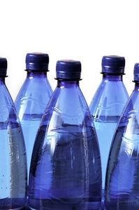 How to Remove the Sticky Residue Left by Labels From a Plastic Container | eHow | Bottle, Water ...