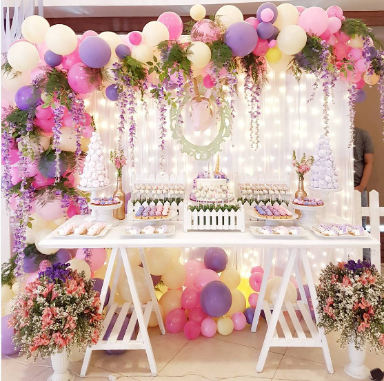 adornos para baby shower 30 ideas originales para que hacer decora tu con globos y flores 161 muy elegante decoraciones variaadas adornos para baby shower 30 ideas originales para que hacer decora tu con globos y flores 161 muy elegante decoraciones variaadas