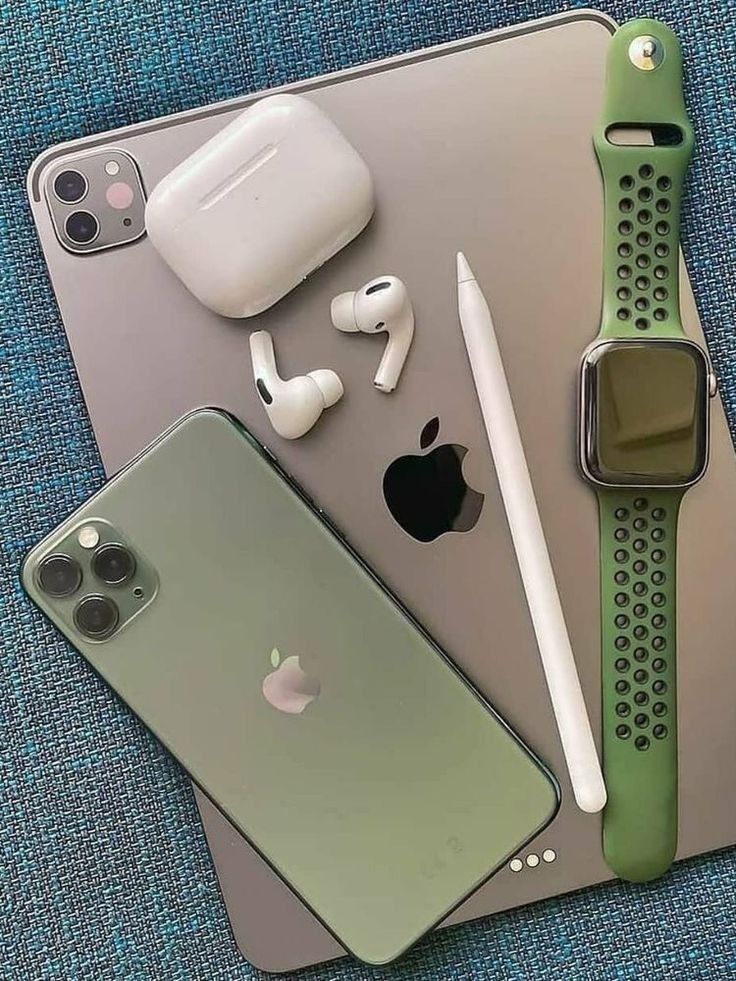 Aidan é um adolecente de 18 anos, que mora em Los Angeles- EUA, ele a… #ficçãodefãs # Ficção de fãs # amreading # books # wattpad Apple Watch Iphone, Apple Phone Case, Apple Laptop, Apple Macbook, Apple Ipad, Smartphone, Apple Iphone Accessories, Accessoires Iphone, Phone Cases