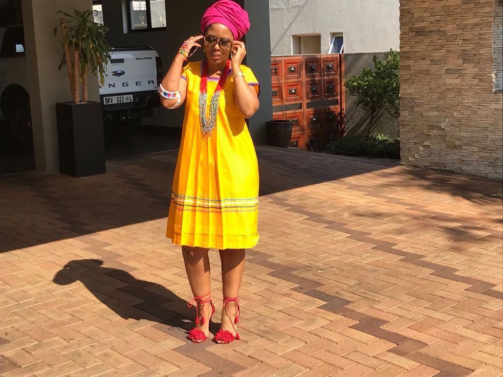 Best Latest African Stylish fashion clothing Tips 7403217213 #traditionalafricanfashion South African Dresses, African Dresses Modern, African Print Dresses, African Dresses For Women, African Wear, African Outfits, African Prints, African Style, African Attire