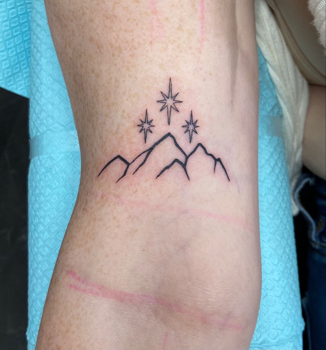 A Court Of Thorns And Roses Tattoo A Court of Thorns and Roses tattoo in 2022 | Bookish tattoos, Dumbest tattoos, Tattoos