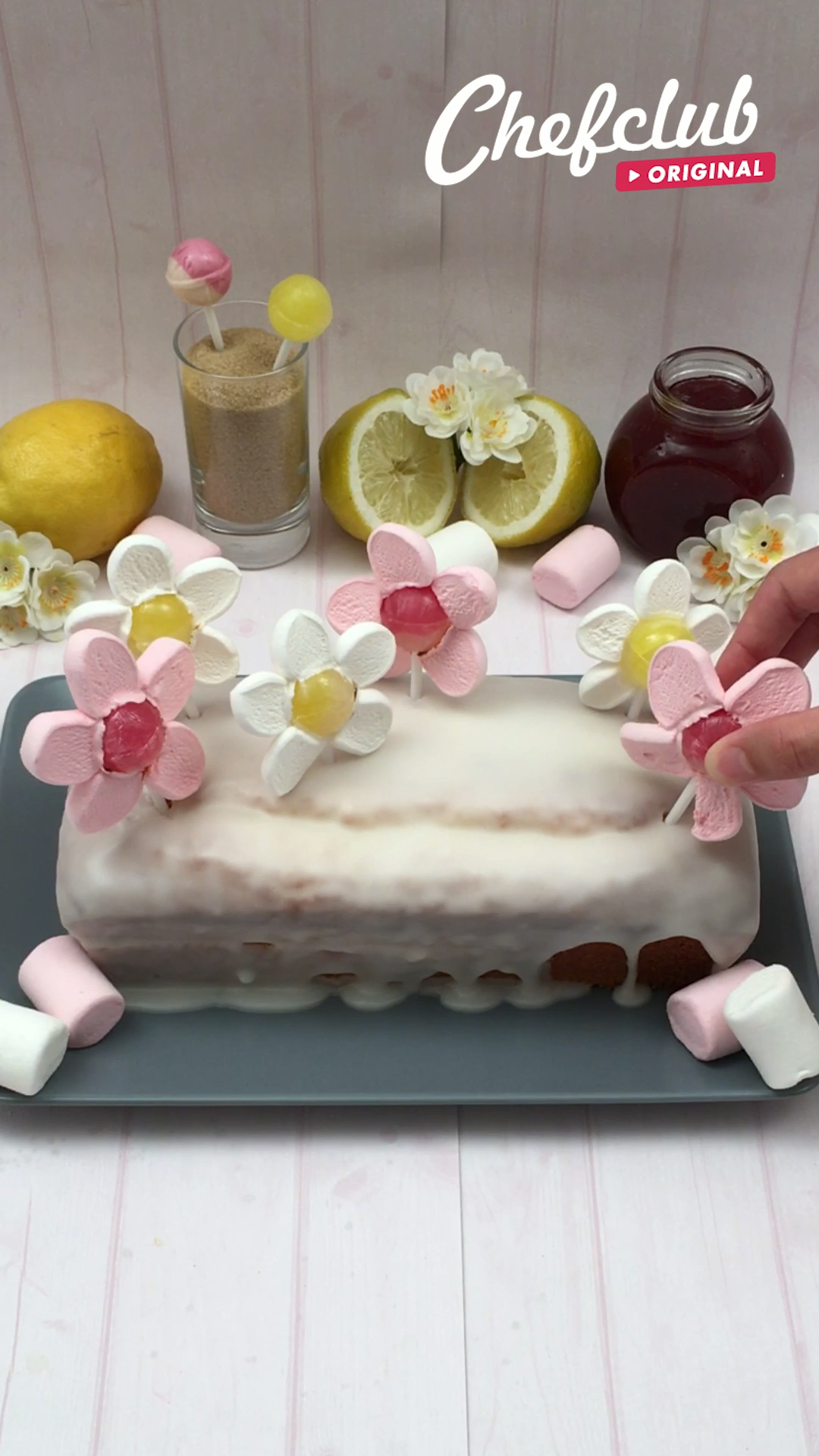 Pastel de fresa glaseado! Con un delicioso glasead Pastel de fresa glaseado! Con un delicioso glasead