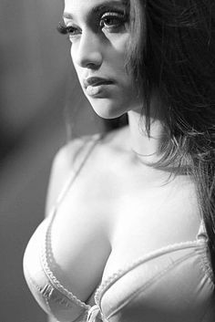 Foto super hot sarah ashari 44 Foto super hot sarah ashari 97