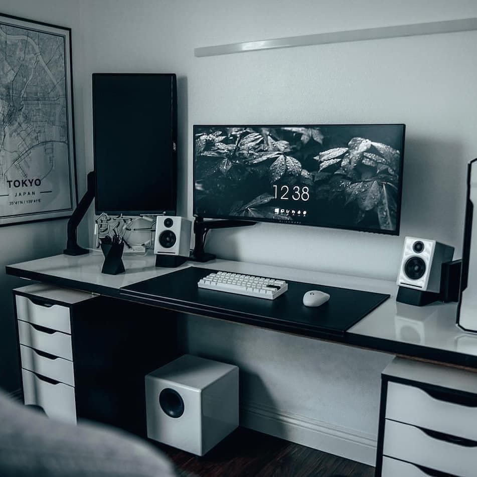 698 個讚,2 則留言 - Instagram 上的 Setups - Tech - Gadgets 人気総合 unknown セットアップ WHITE パーカー