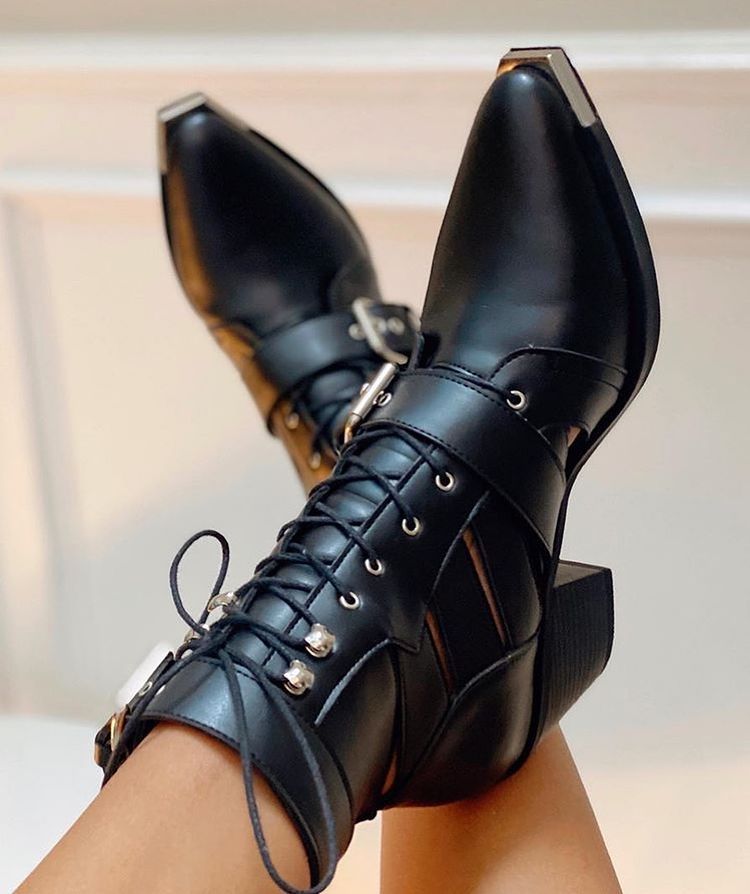 Instagram Da Sandalet Cizme Bot Topuklu 219 By Pelininayakkabilari Dance Shoes Shoes Tap Shoes