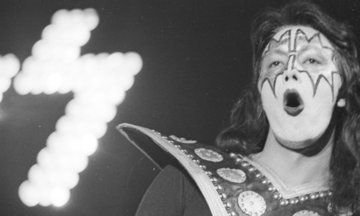The Controversial Theory About The Famous Kiss Logo Ace Frehley