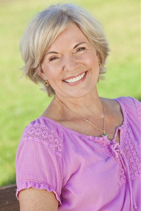 mature web collection medium blonde straight hair styles 17758