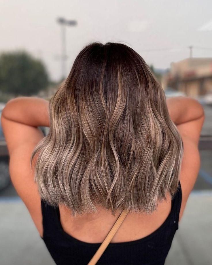 Hair Color Balayage, Brunette Hair Color, Hair Highlights, Ombre Short Hair, Short Brown Hair With Blonde Highlights, Brunette Balayage Hair Short, Ashy Brown Hair Balayage, Short Caramel Hair, Short Balayage