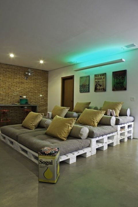 Using Recycled Palettes And Cushions To Make Elevated Movie Theater Using Recycled Palettes And Cushions To Make Elevated Movie Theater Seating