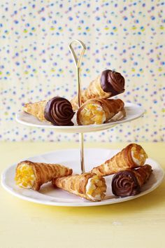 Mocha and tutti frutti cream horns #creamhorns