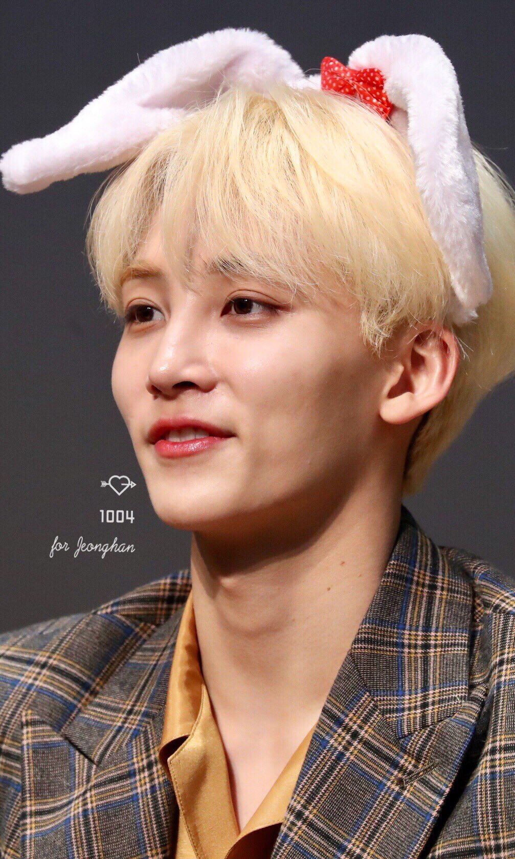 pin by el on jeonghan jeonghan seventeen seventeen pin by el on jeonghan jeonghan seventeen seventeen
