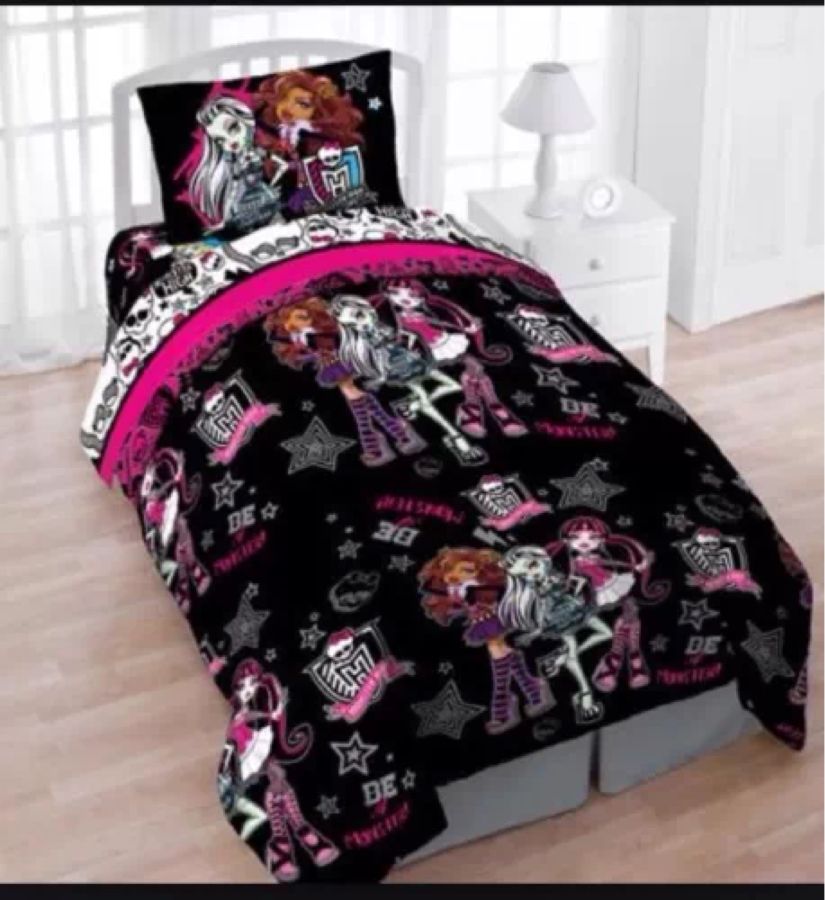 Pin By Amy Cawvey On Monster High Pinterest Ebay Monster High Bedroommonster Bedsmonster Stufftwin Bedding