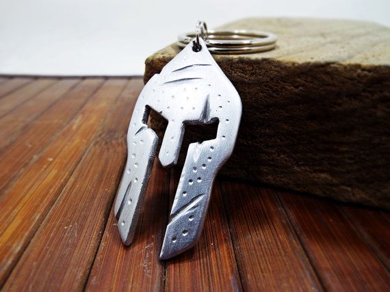 King Leonidas Helmet Aluminum Keychain 300 by Aluminiopassions Spartan Helmet, Molon Labe, Spartans, Discount Codes Coupon, Accessory Gift, The Ordinary, One Pic, Amazing Jewelry, Aluminum