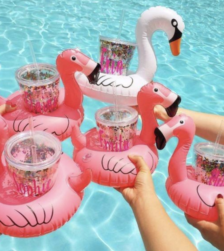 And a set of flamingo drink floaters so you can have happy hour while you're chillin' in the pool. Flamingo Birthday Party, Pool Birthday Party, Birthday Theme, Party Theme, Flamingo Pool Parties, Birthday Ideas, Pool Party Decorations, Birthday Decorations, Cute Pool Floats