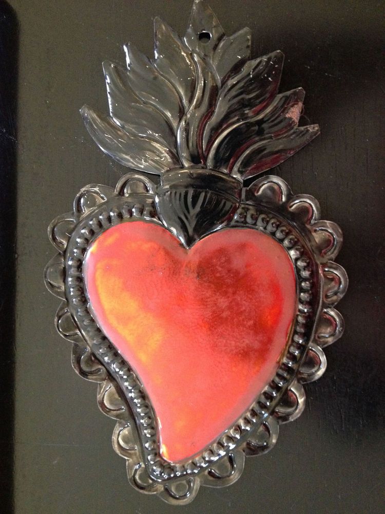 Mexican Tin Heart Corazone Mexican folk art, Folk art, Art for sale