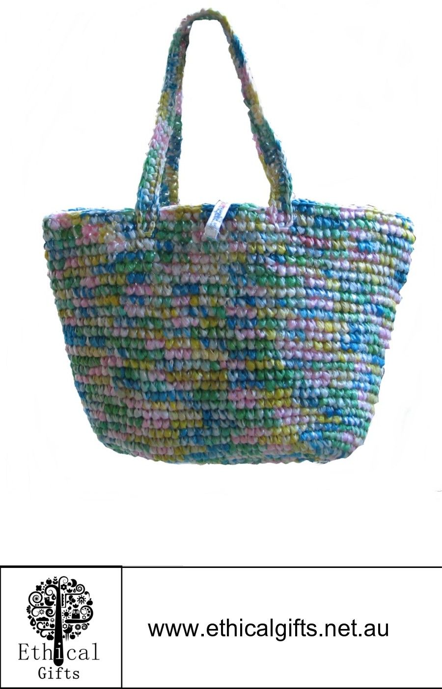 Fashionable knitted bags of this season Fashionable knitted bags of this season