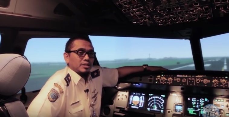 Sekolah Pilot Indonesia Stpi Curug Review Sekolah Penerbangan Pilot Penerbangan Sekolah
