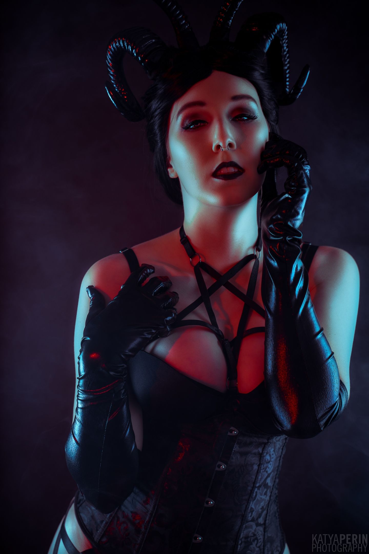 Succubus 4 Succubus cosplay, Dark photography, Fantasy Succubus 4 Succubus cosplay, Dark photography, Fantasy