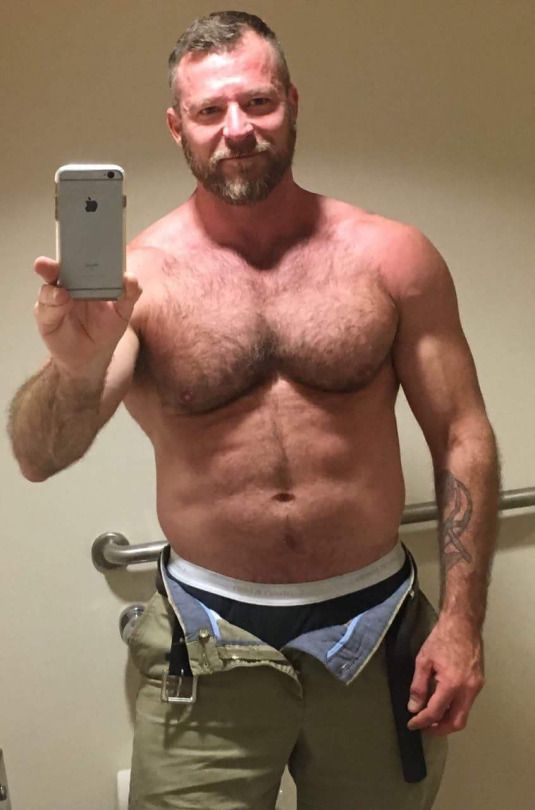 dilf gay pics mature Dilf gay pics mature