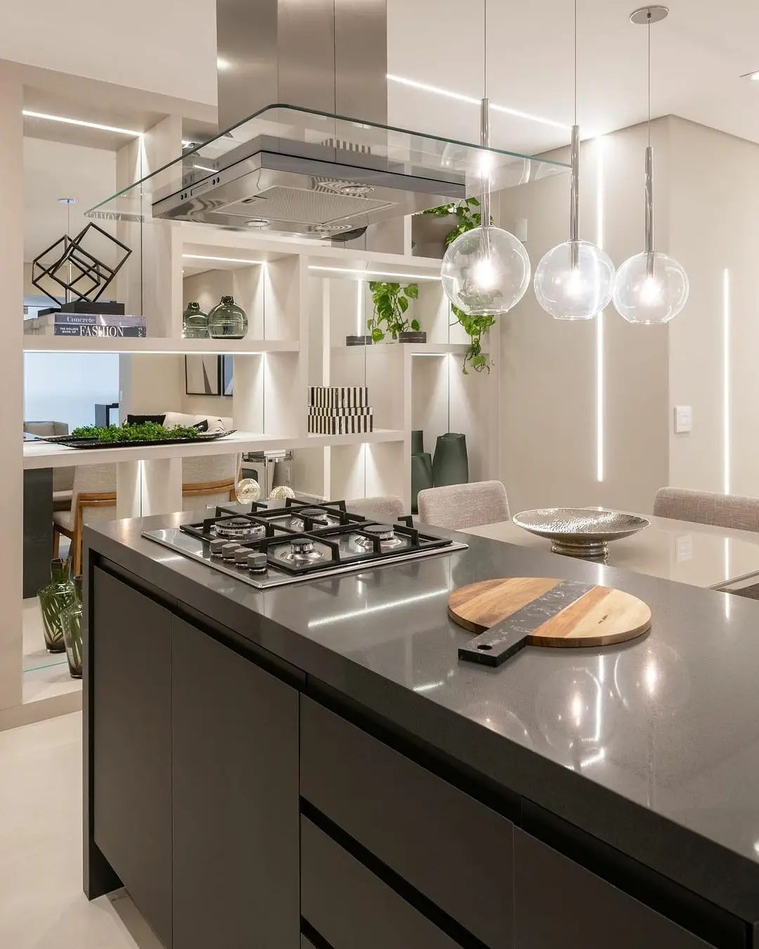 Kitchen Design, Kitchen Island, Instagram, Leonardo, Home Decor, Order Kitchen, Sculptures, Art, Island Kitchen