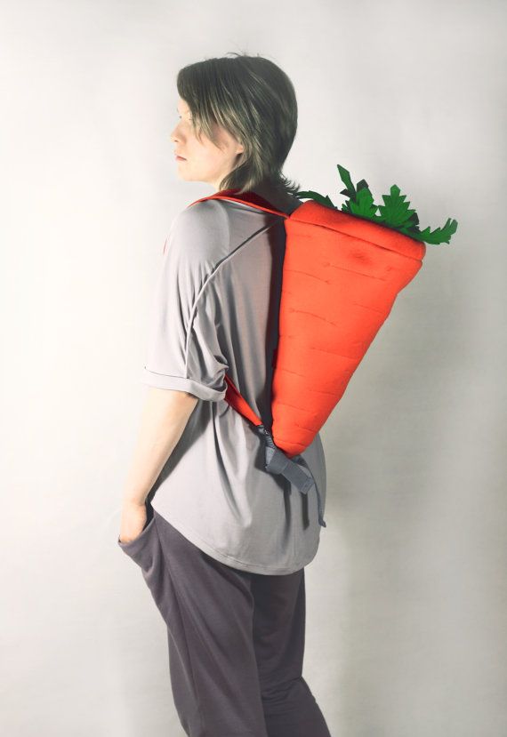Orange Felt Carrot Backpack por krukrustudio en Etsy | Backpacks, Unusual  handbags, Unique handbags